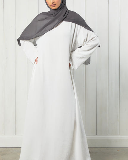 white closed abaya with pockets